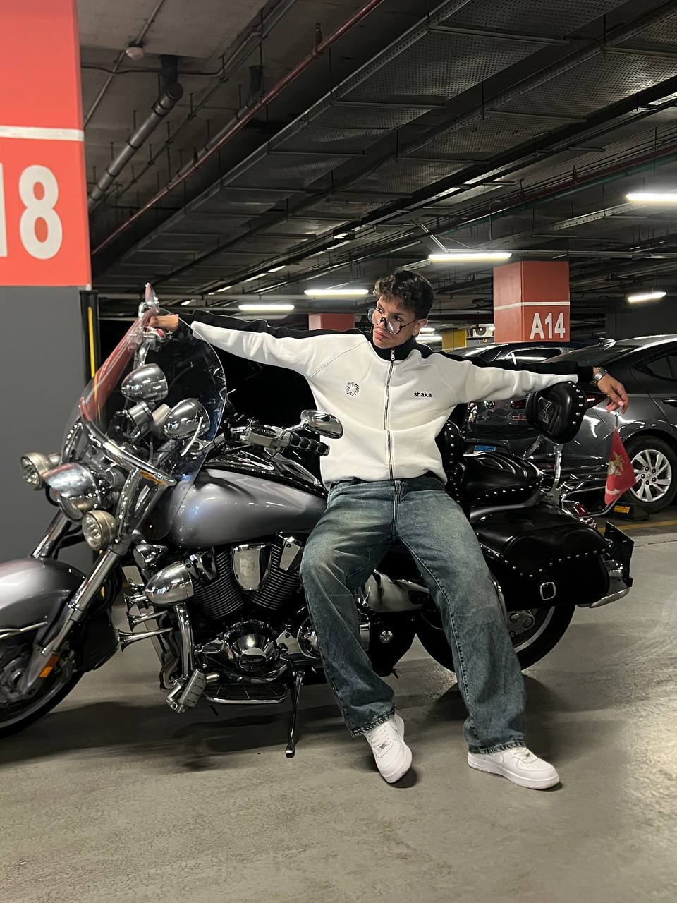 U10 Full-Zip Sweatshirt